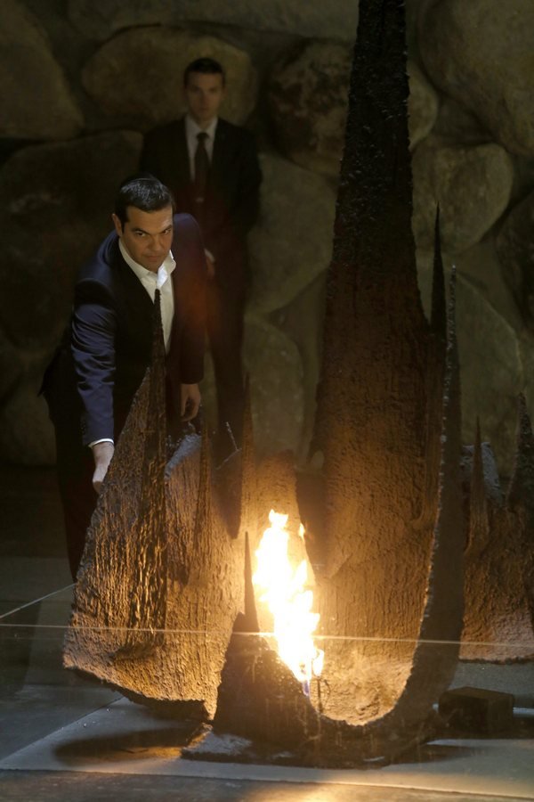 Στο Ισραήλ ο Αλέξης Τσίπρας -Επισκέφθηκε το μουσείο του Ολοκαυτώματος [εικόνες] | iefimerida.gr 4