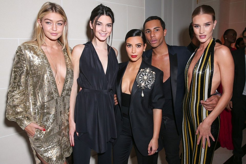 Τι είναι πια αυτά τα... Balmain; Γιατί οι Ελληνίδες έπαθαν παροξυσμό και έκαναν ουρές για ένα ρούχο - Οι Deux Hommes εξηγούν στο iefimerida [εικόνες] | iefimerida.gr 5