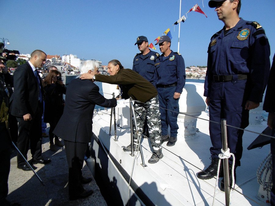 Στη Μυτιλήνη ο Παυλόπουλος -Επαινοι στο λιμενικό για τις διασώσεις [εικόνες]  | iefimerida.gr 1