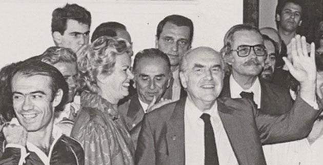 Μαργαρίτα Παπανδρέου: Η γνωριμία με τον Ανδρέα σε οδοντιατρείο, ο θυελλώδης έρωτας και ο γάμος τους έπειτα από δύο συναινετικά διαζύγια | iefimerida.gr 1
