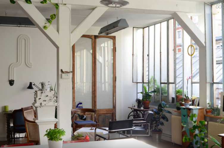 Τι έχουν τα σπίτια στο Παρίσι που δεν τα βρίσκεις πουθενά στον κόσμο [εικόνες] | iefimerida.gr 7