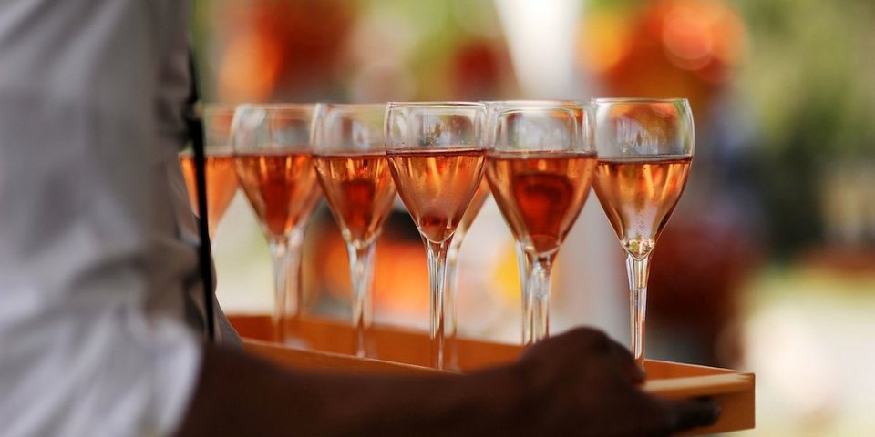 20 λόγοι που ένας άνθρωπος δεν μπορεί να γίνει πλούσιος -Ενας εκατομμυριούχος εξηγεί [εικόνες] | iefimerida.gr 1