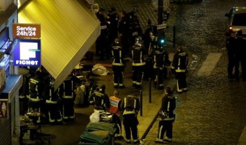 Πρωτοφανές: Στρατός, με βαρύ οπλισμό περιπολεί στο άδειο Παρίσι [εικόνες] | iefimerida.gr 9