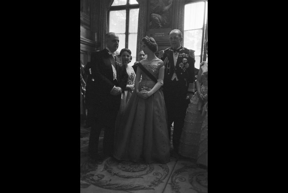 Σοφία, η πιο μόνη γυναίκα της Ισπανίας -Ποια είναι η νέα ζωή της πρώην βασίλισσας [εικόνες] | iefimerida.gr 11