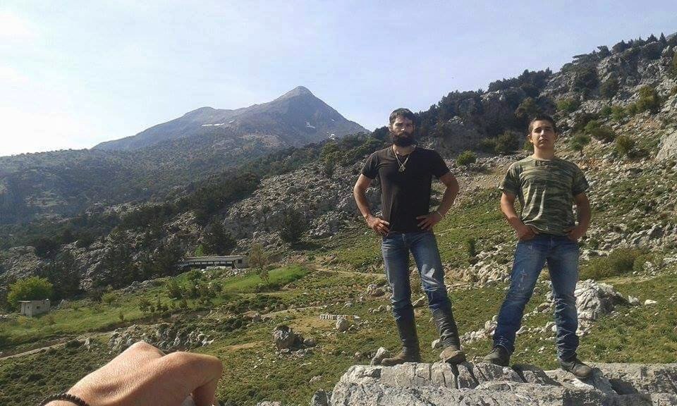 Ο πιο σέξι Κρητικός αγρότης:Τα γαλάζια μάτια του «έσπασαν» τα social media [εικόνες]   | iefimerida.gr 9