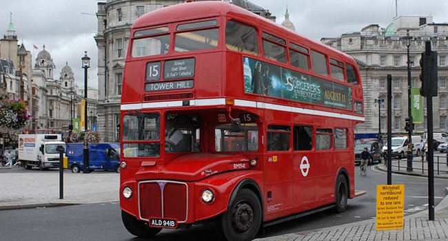 Γιατί χάθηκαν τα παλιά κόκκινα λεωφορεία του Λονδίνου, το έμβλημα της πόλης [εικόνες] | iefimerida.gr 1