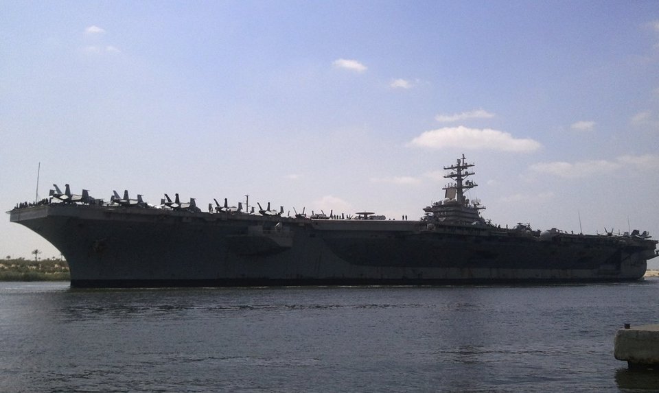Ξενάγηση στο κατάστρωμα ενός αεροπλανοφόρου - Γιατί αυτά τα πλοία είναι οι απόλυτοι κυρίαρχοι των θαλασσών [εικόνες] | iefimerida.gr 1