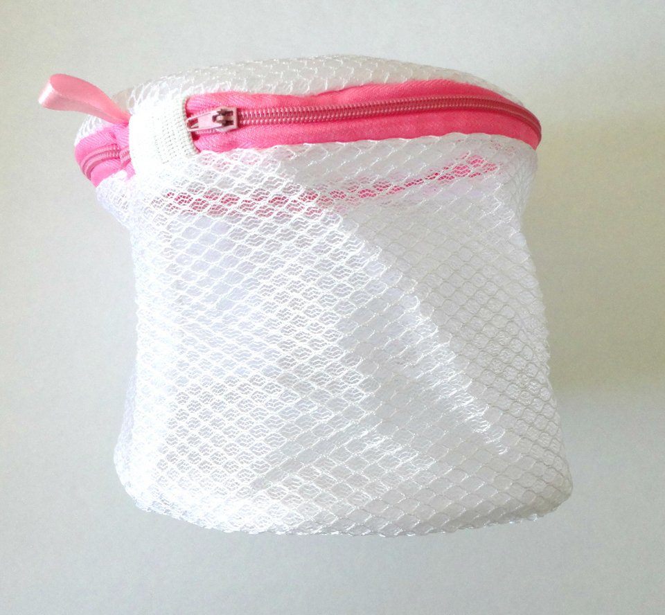 Ενα απλό κόλπο για να μη χάνετε κάλτσες στο πλυντήριο και να μην μπερδεύονται τα ζευγάρια [εικόνα] | iefimerida.gr 1