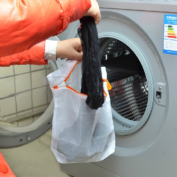 Ενα απλό κόλπο για να μη χάνετε κάλτσες στο πλυντήριο και να μην μπερδεύονται τα ζευγάρια [εικόνα] | iefimerida.gr 2