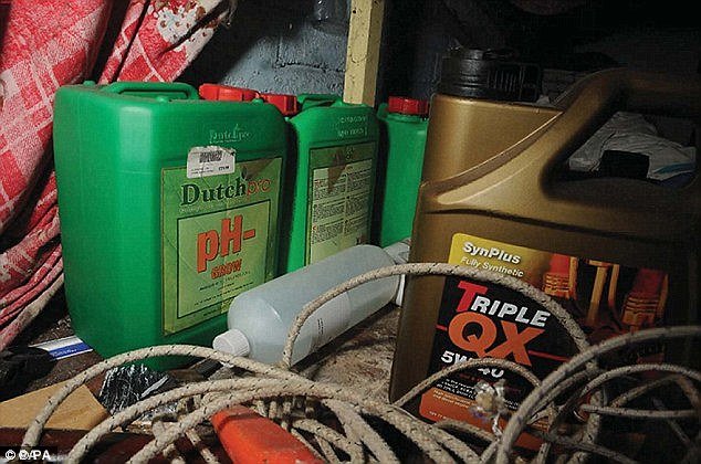 Ζευγάρι μουσουλμάνων ετοίμαζε αιματοκύλισμα σε εμπορικό κέντρο στο Λονδίνο – Ζητούσαν οδηγίες από το Τwitter! [εικόνες & βίντεο] | iefimerida.gr 6