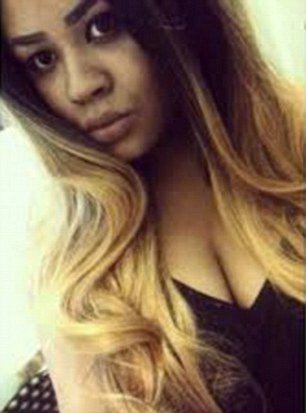 Σεξουαλικό σκάνδαλο Βρετανού βουλευτή με 17χρονη -Την «βομβάρδιζε» με «καυτά» μηνύματα [εικόνες] | iefimerida.gr 0