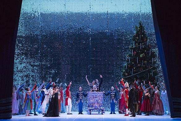 Ο μαγικός Καρυοθραύστης ως τις 3/01 στο Θέατρο Ολύμπια [εικόνες] | iefimerida.gr 3