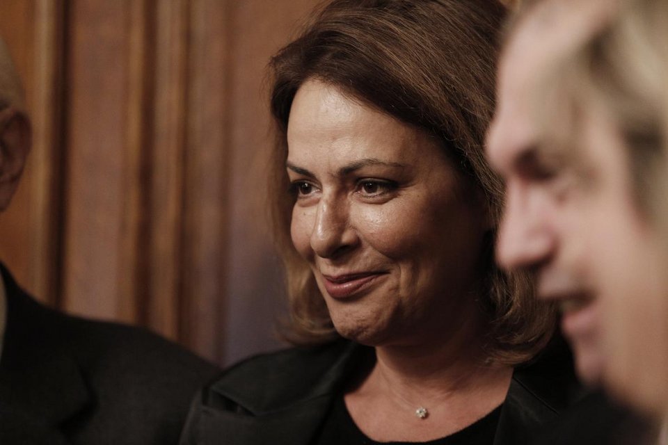 Ο Πρόεδρος παρασημοφόρησε δύο θρύλους της δημοσιογραφίας: Χρήστο Πασαλάρη και Γιάννη Διακογιάννη [εικόνες] | iefimerida.gr 3