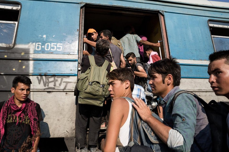 Το καραβάνι του πόνου -Καρέ καρέ ο δρόμος των μεταναστών από την Ελλάδα στην Ευρώπη [εικόνες] | iefimerida.gr 21