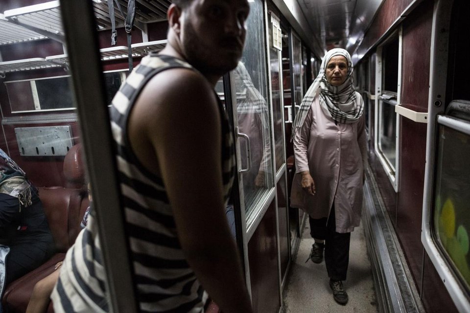 Το καραβάνι του πόνου -Καρέ καρέ ο δρόμος των μεταναστών από την Ελλάδα στην Ευρώπη [εικόνες] | iefimerida.gr 23