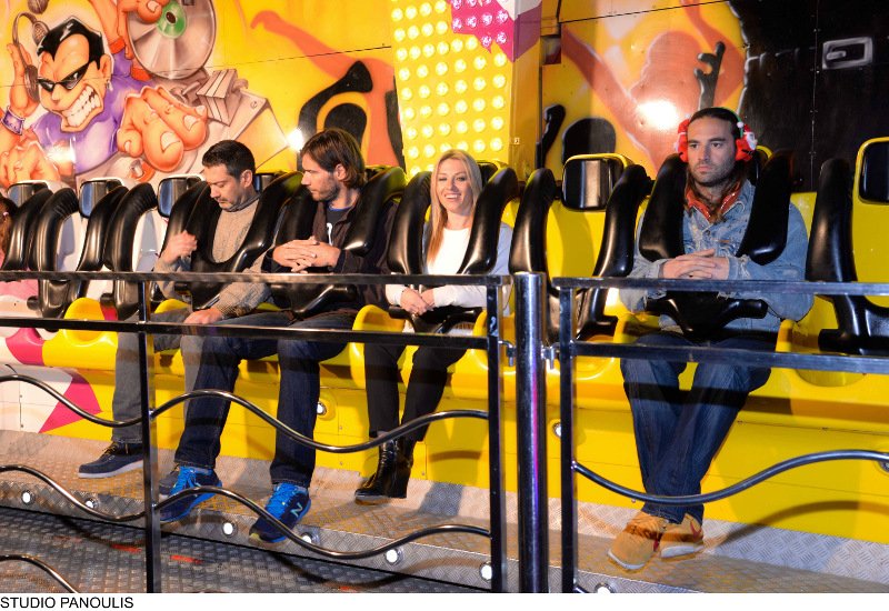 Οι επώνυμοι που πέρασαν... «Τρομερά Χριστούγεννα» στο Allou Fun Park και έπαιξαν σαν παιδιά [εικόνες] | iefimerida.gr 7