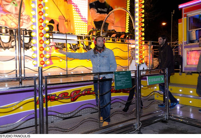 Οι επώνυμοι που πέρασαν... «Τρομερά Χριστούγεννα» στο Allou Fun Park και έπαιξαν σαν παιδιά [εικόνες] | iefimerida.gr 0