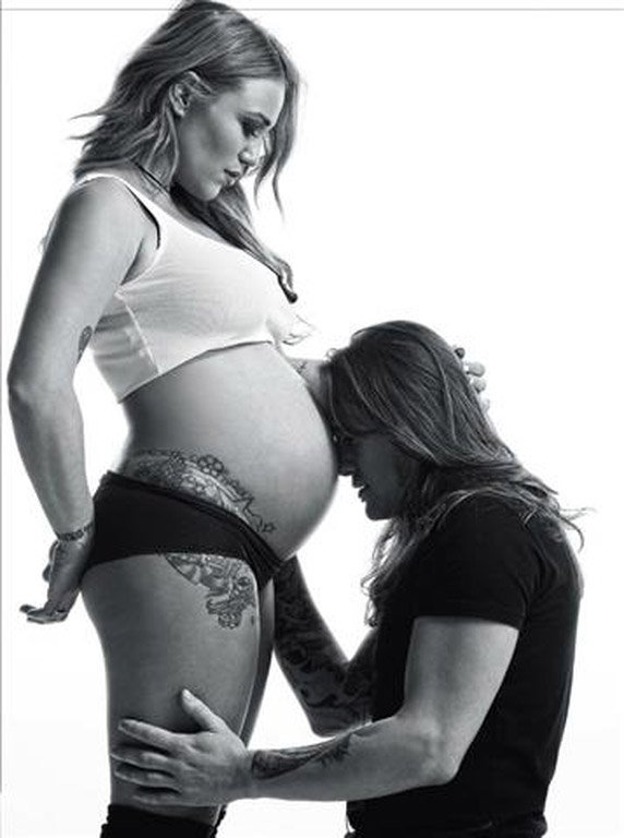 Η γυμνή φωτογράφιση της Πηνελόπης Αναστασοπούλου στον 8ο μήνα της εγκυμοσύνης [εικόνες] | iefimerida.gr 1