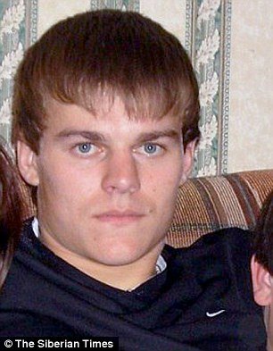 Ο Ρώσος δήμιος του ISIS –Νεοναζί όταν ήταν στο σχολείο, φανατικός Ισλαμιστής τώρα [εικόνες] | iefimerida.gr 1