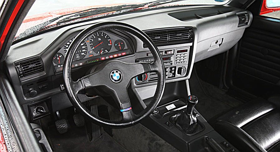 Η BMW θυμάται την πρώτη Μ3 [βίντεο] | iefimerida.gr 1