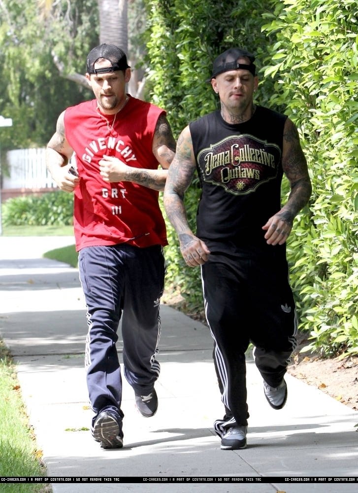 Η Κάμερον Ντιάζ και η Νικόλ Ρίτσι έχουν παντρευτεί δίδυμους άντρες- Παντού μαζί [εικόνες] | iefimerida.gr 2