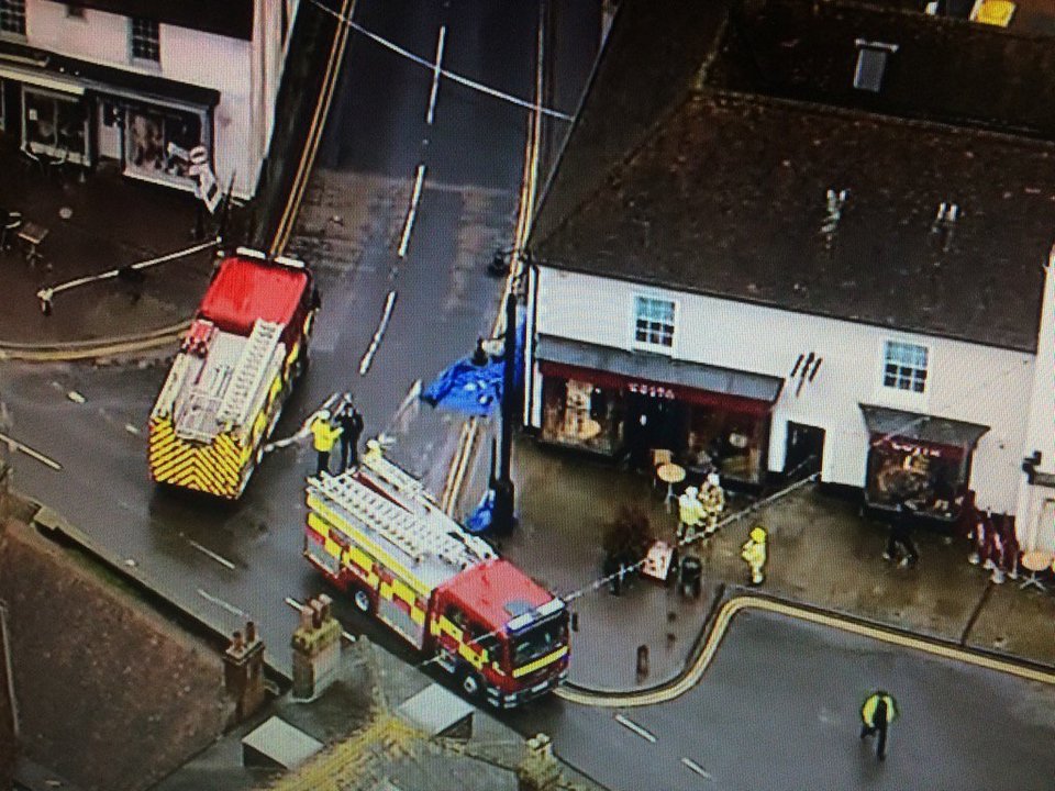 Αυτοκίνητο μπήκε σε καφετέρια στην πόλη Κεντ της Αγγλίας και σκόρπισε πανικό – Ενας νεκρός και 5 σοβαρά τραυματίες [εικόνες & βίντεο] | iefimerida.gr 4