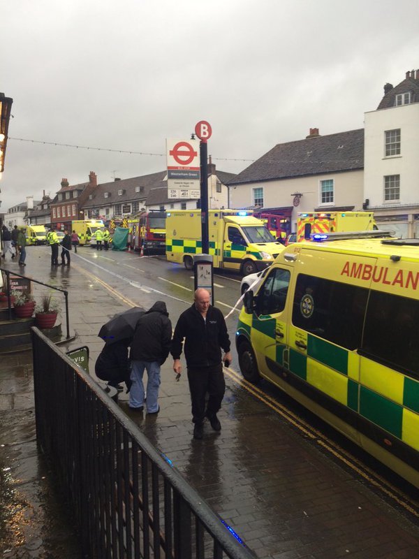Αυτοκίνητο μπήκε σε καφετέρια στην πόλη Κεντ της Αγγλίας και σκόρπισε πανικό – Ενας νεκρός και 5 σοβαρά τραυματίες [εικόνες & βίντεο] | iefimerida.gr 3