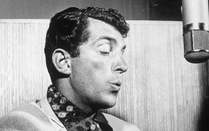 Ντιν Μάρτιν: Η φωνή που αιχμαλώτισε τα Χριστούγεννα -Ενας απρόθυμος σταρ που έλαμψε [εικόνες & βίντεο] | iefimerida.gr 0