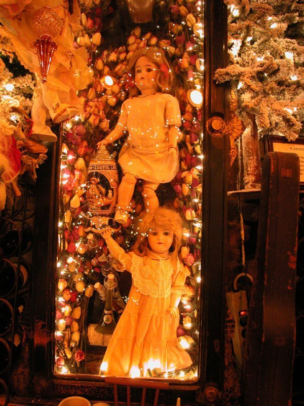 Αυτό το εστιατόριο της Νέας Υόρκης ξοδεύει 60.000 δολάρια για στολισμό κάθε Χριστούνεννα [εικόνες] | iefimerida.gr 2