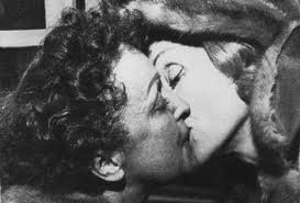 100 χρόνια Εντίθ Πιαφ -Η μοναδική Γαλλίδα τραγουδίστρια που λάτρεψε ο πλανήτης [εικόνες] | iefimerida.gr 5