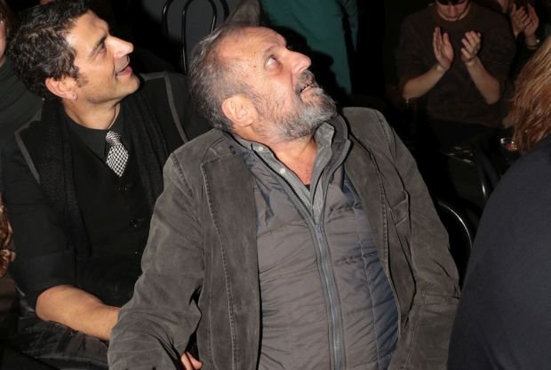 Ολο το ελληνικό θέατρο στην κηδεία του Μηνά Χατζησάββα - Στο εξωτερικό η σορός του για αποτέφρωση [εικόνες] | iefimerida.gr 35