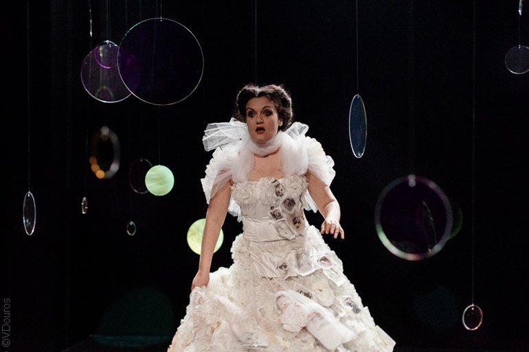 «Η πιο δυνατή» γιορτινή παράσταση του Στρίντμπεργκ [εικόνες] | iefimerida.gr 2