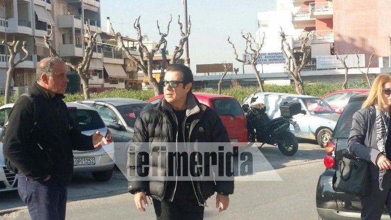 Φίλοι και συγγενείς είπαν το τελευταίο αντίο στον Ντάνο Λυγίζο -Τον ξέχασαν οι ηθοποιοί...  [εικόνες] | iefimerida.gr 9