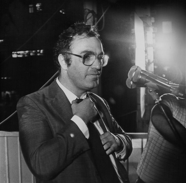 Πού το πάει ο Βασίλης Λεβέντης -Η απίστευτη ιστορία ενός παράδοξου πολιτικού [εικόνες] | iefimerida.gr 1