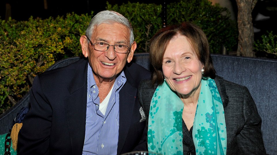 Οι 10 πιο ανοιχτοχέρηδες μεγιστάνες στον κόσμο - Δωρεές δισ. [εικόνες] | iefimerida.gr 8