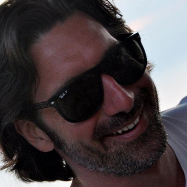 Τα αδέλφια Παπακαλιάτη: Οι γόηδες Φίλιππος και Στέφανος και η όμορφη Νάρα [εικόνες] | iefimerida.gr 2