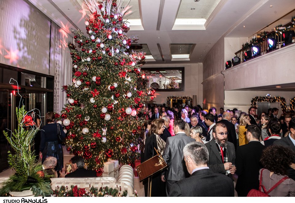 Astir Palace: Φαντασμαγορικό γιορτινό σκηνικό και λαμπεροί καλεσμένοι [εικόνες]  | iefimerida.gr 6