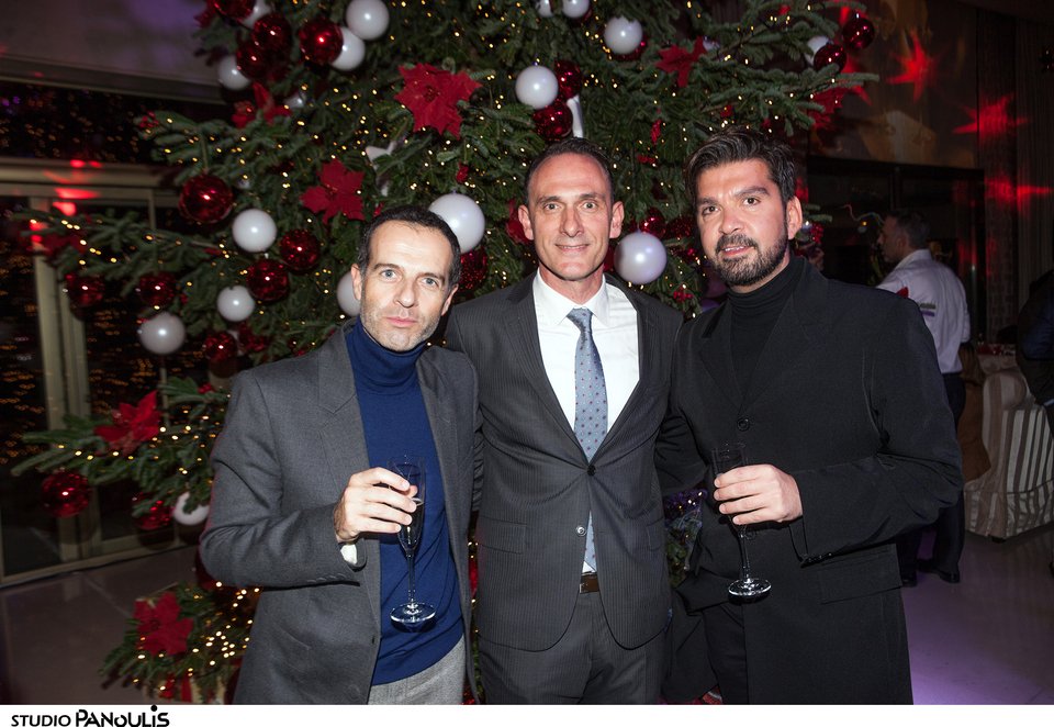 Astir Palace: Φαντασμαγορικό γιορτινό σκηνικό και λαμπεροί καλεσμένοι [εικόνες]  | iefimerida.gr 1