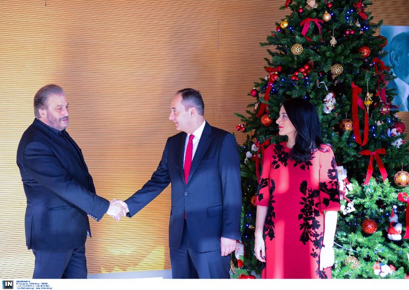 Η Αφροδίτη της Κύπρου -Ποια είναι η όμορφη σύζυγος του  Πλακιωτάκη [εικόνες] | iefimerida.gr 3