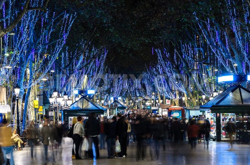  Η Αθήνα στις 50 δημοφιλέστερες πόλεις για τα Χριστούγεννα - Εχει τα φθηνότερα δωμάτια, δείτε αναλυτικά τιμές [λίστα] | iefimerida.gr 8