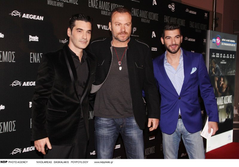 Η Γιάννα Αγγελοπούλου με τζιν καμπάνα στον Παπακαλιάτη -Ολο το εγχώριο Χόλιγουντ στην πρεμιέρα της ταινίας [εικόνες] | iefimerida.gr 12