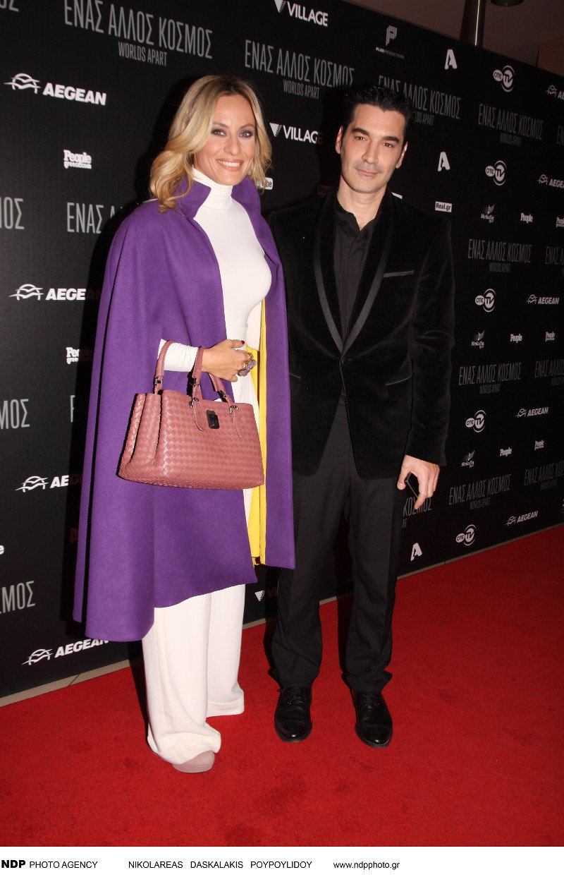 Η Γιάννα Αγγελοπούλου με τζιν καμπάνα στον Παπακαλιάτη -Ολο το εγχώριο Χόλιγουντ στην πρεμιέρα της ταινίας [εικόνες] | iefimerida.gr 21