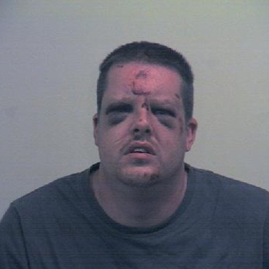 Επίδοξος βιαστής τρώει το ξύλο της χρονιάς του από το «θύμα» [εικόνες] | iefimerida.gr 1