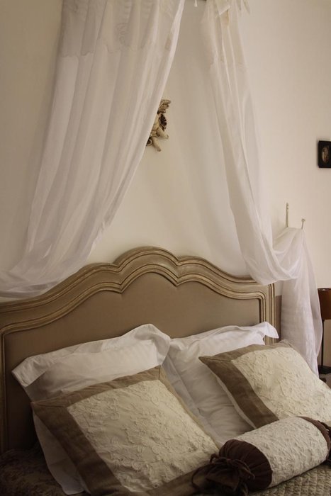 Βάλτε μια κουρτίνα πίσω από το κρεβάτι σας -Η λεπτομέρεια που δίνει χάρη [εικόνες] | iefimerida.gr 7