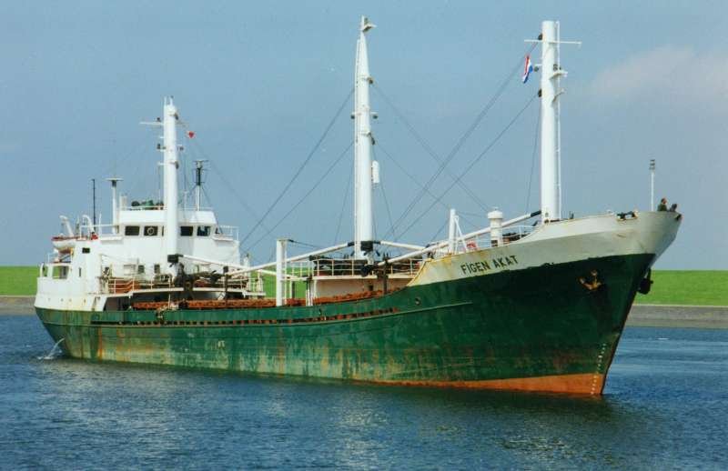 Σαν Σήμερα – Βυθίζεται το πλοίο «Δύστος» [εικόνες] | iefimerida.gr 7