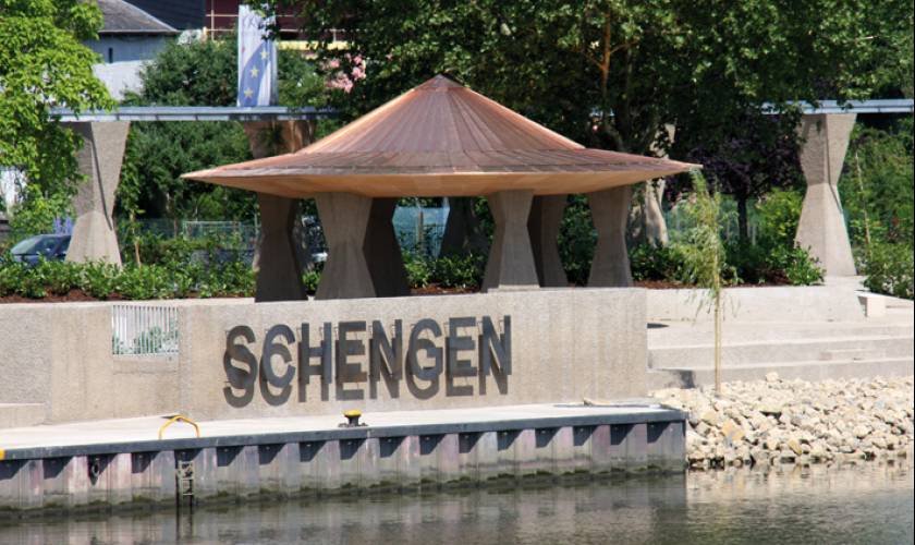 Αυτοί υπέγραψαν την Συνθήκη Σένγκεν, πριν από 30 χρόνια [εικόνες] | iefimerida.gr 2