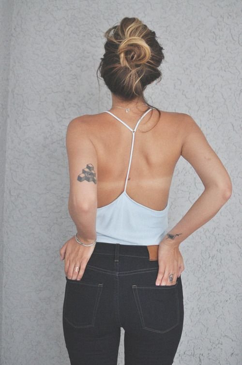 Φράσεις, letters, εικόνες, σχέδια- 10 διακριτικά τατουάζ που θα τονίσουν τη θηλυκότητά σας [εικόνες] | iefimerida.gr 9