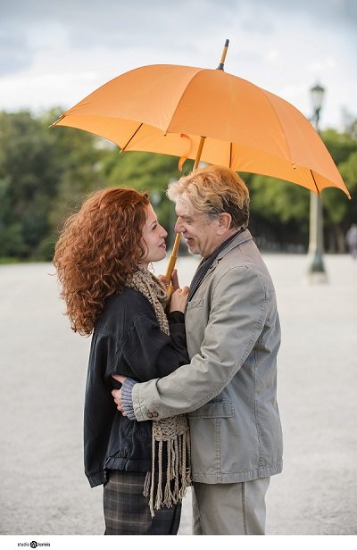 «Τα παιδιά ενός κατώτερου Θεού». Συγκινούν ακόμα; Θεατρική παράσταση [εικόνες] | iefimerida.gr 0