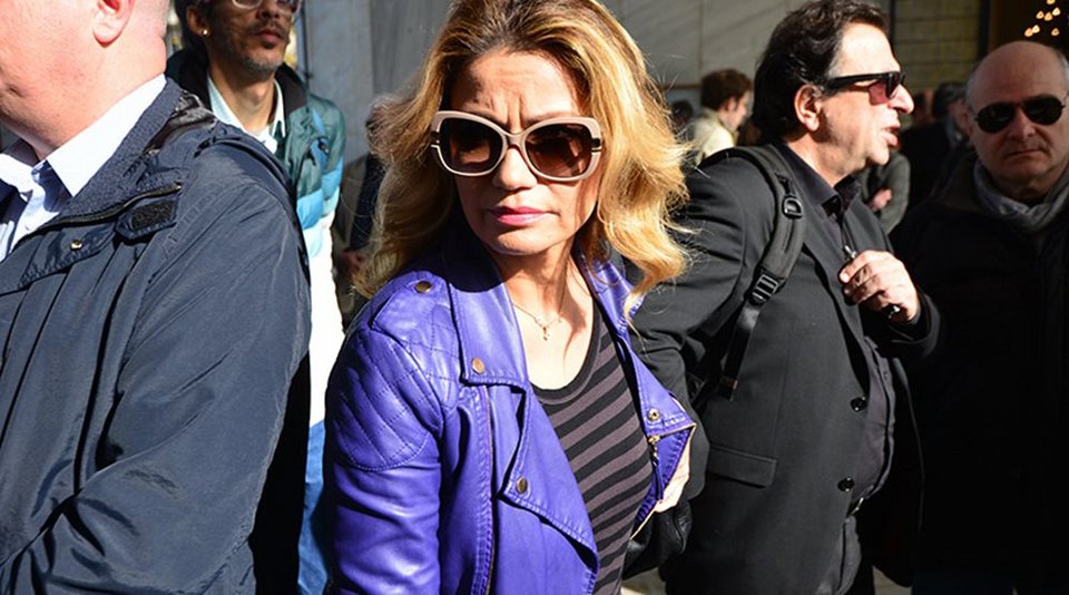 Ολο το ελληνικό θέατρο στην κηδεία του Μηνά Χατζησάββα - Στο εξωτερικό η σορός του για αποτέφρωση [εικόνες] | iefimerida.gr 13