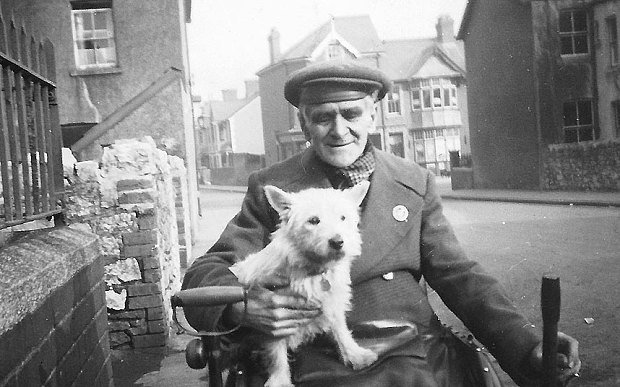 Χριστούγεννα στο μέτωπο -Πώς εχθροί αντάλλαξαν δώρα και γιόρτασαν μαζί στον Α' Παγκόσμιο Πόλεμο [εικόνες] | iefimerida.gr 2